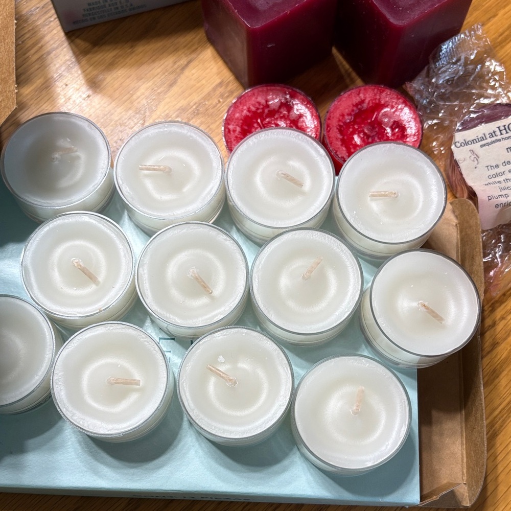 Partylite Assorted Tea Lights & Votive Candles - White, Burgundy, Deep Blue 34 - Picture 2 of 9